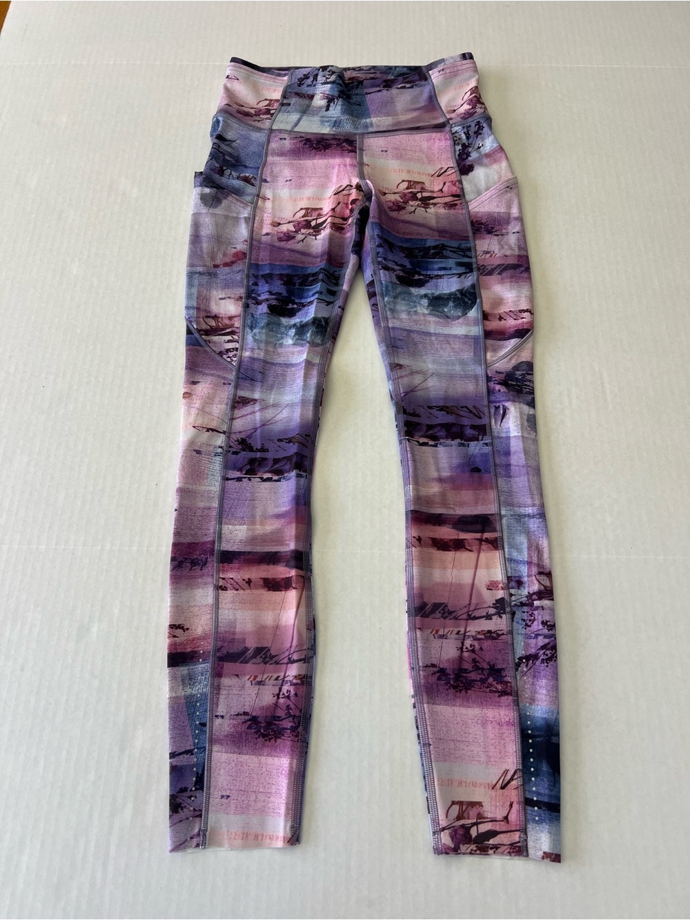 Lululemon Fast & Free High Rise Multi-Print Active Leggings Size 4 25” Inseam